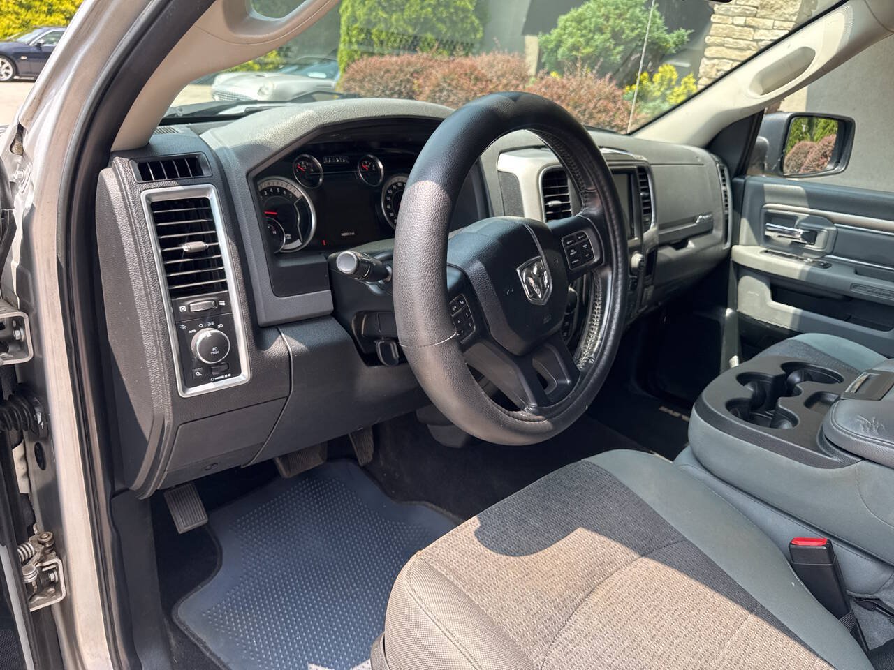 Used 2018 RAM 1500 Big Horn AWD/4WD image 9