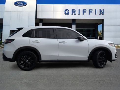 Used 2024 Honda HR-V Sport image 3