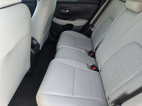 Used 2025 Honda HR-V LX image 28