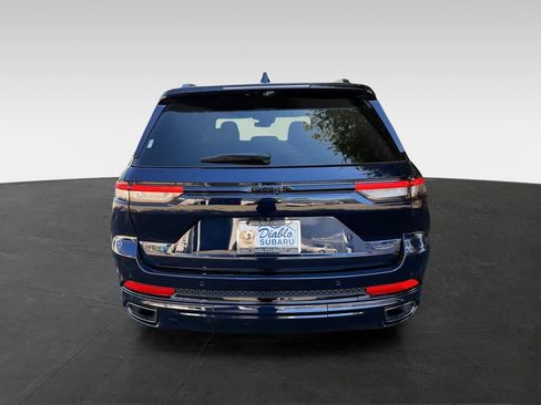 Used 2023 Jeep Grand Cherokee Summit AWD/4WD image 5