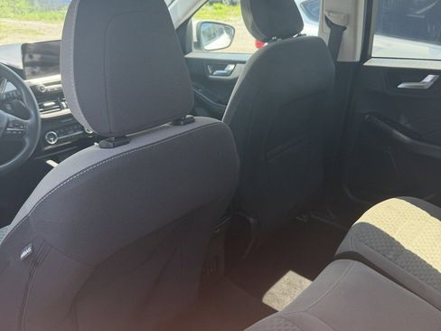 Used 2021 Ford Escape SE FWD image 20