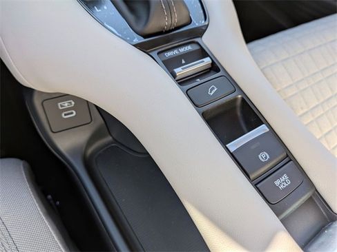 New 2026 Honda HR-V LX image 20