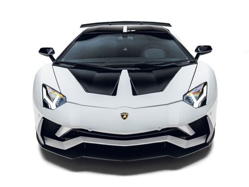 Used 2018 Lamborghini Aventador S AWD/4WD image 3