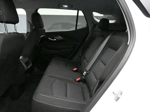 Used 2024 GMC Terrain SLE AWD/4WD image 18
