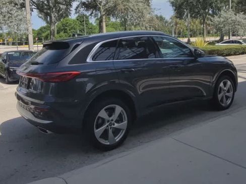 Certified 2025 Audi Q5 Premium Plus w/ Premium Plus AWD/4WD image 8