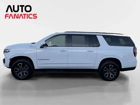 Used 2021 Chevrolet Suburban Z71 w/ Luxury Package AWD/4WD image 2