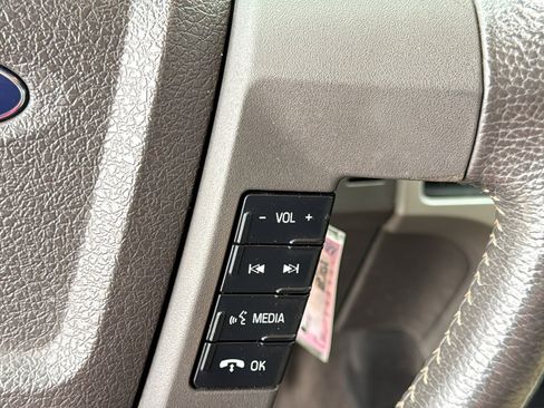 Used 2012 Ford F150 XLT w/ XLT Chrome Pkg image 21