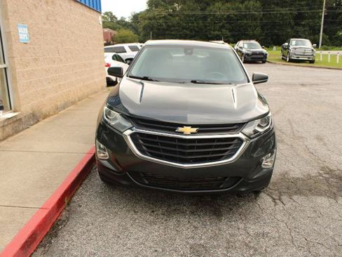 Used 2020 Chevrolet Equinox LS AWD/4WD image 2