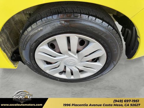 Used 2015 Honda Fit LX image 24