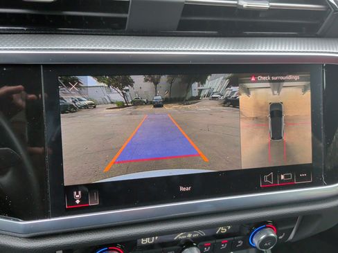 Certified 2024 Audi Q3 2.0T Premium Plus w/ Premium Plus Package image 26