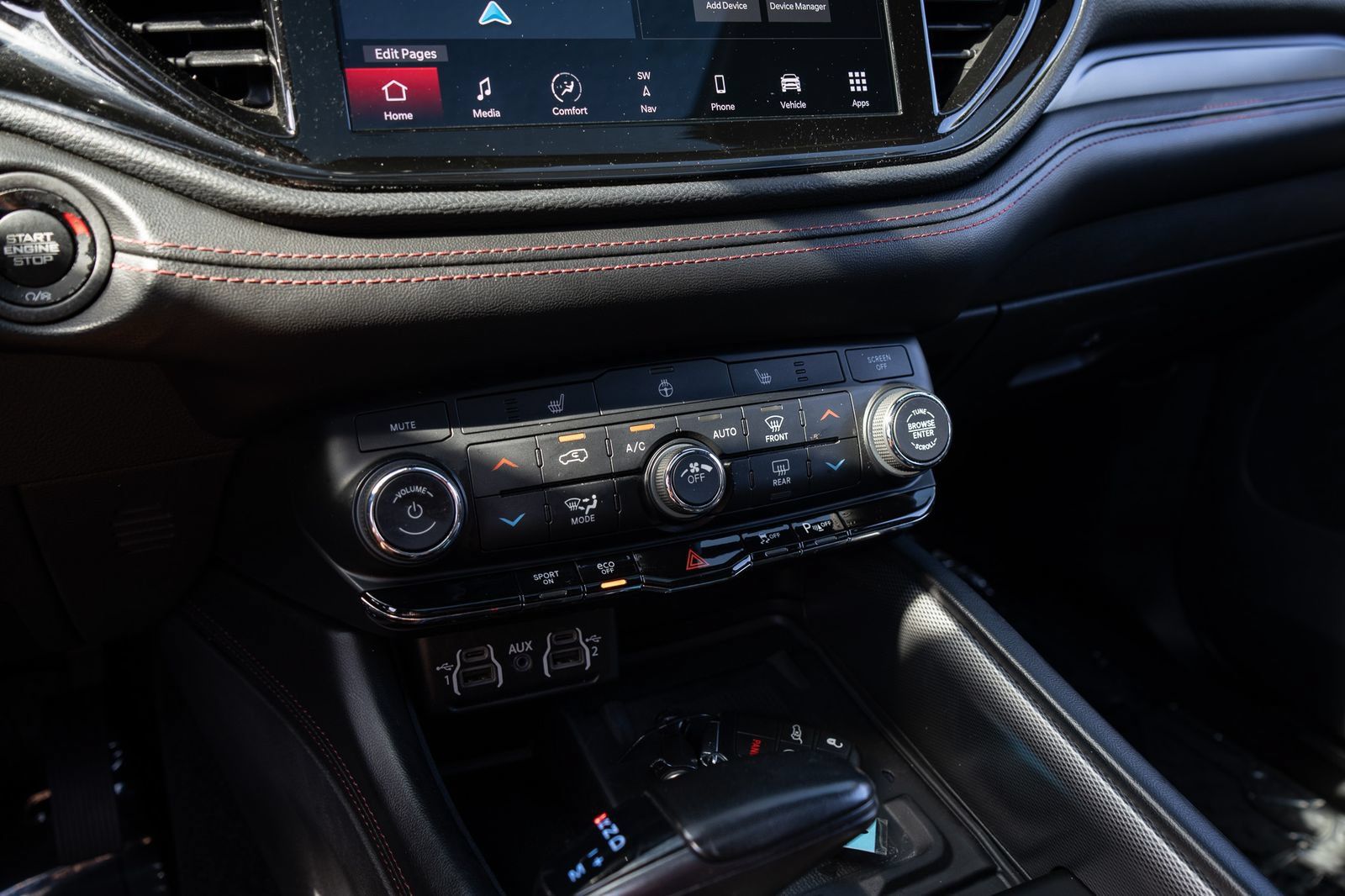 Used 2022 Dodge Durango R/T w/ Blacktop Package RWD image 27