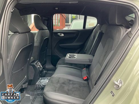 Used 2023 Volvo C40 P8 Recharge Ultimate AWD/4WD image 37