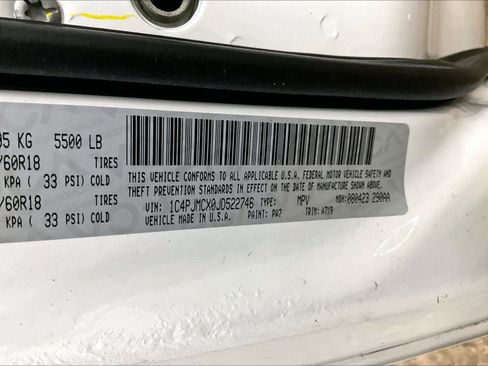 Used 2018 Jeep Cherokee Latitude w/ Altitude Package image 33