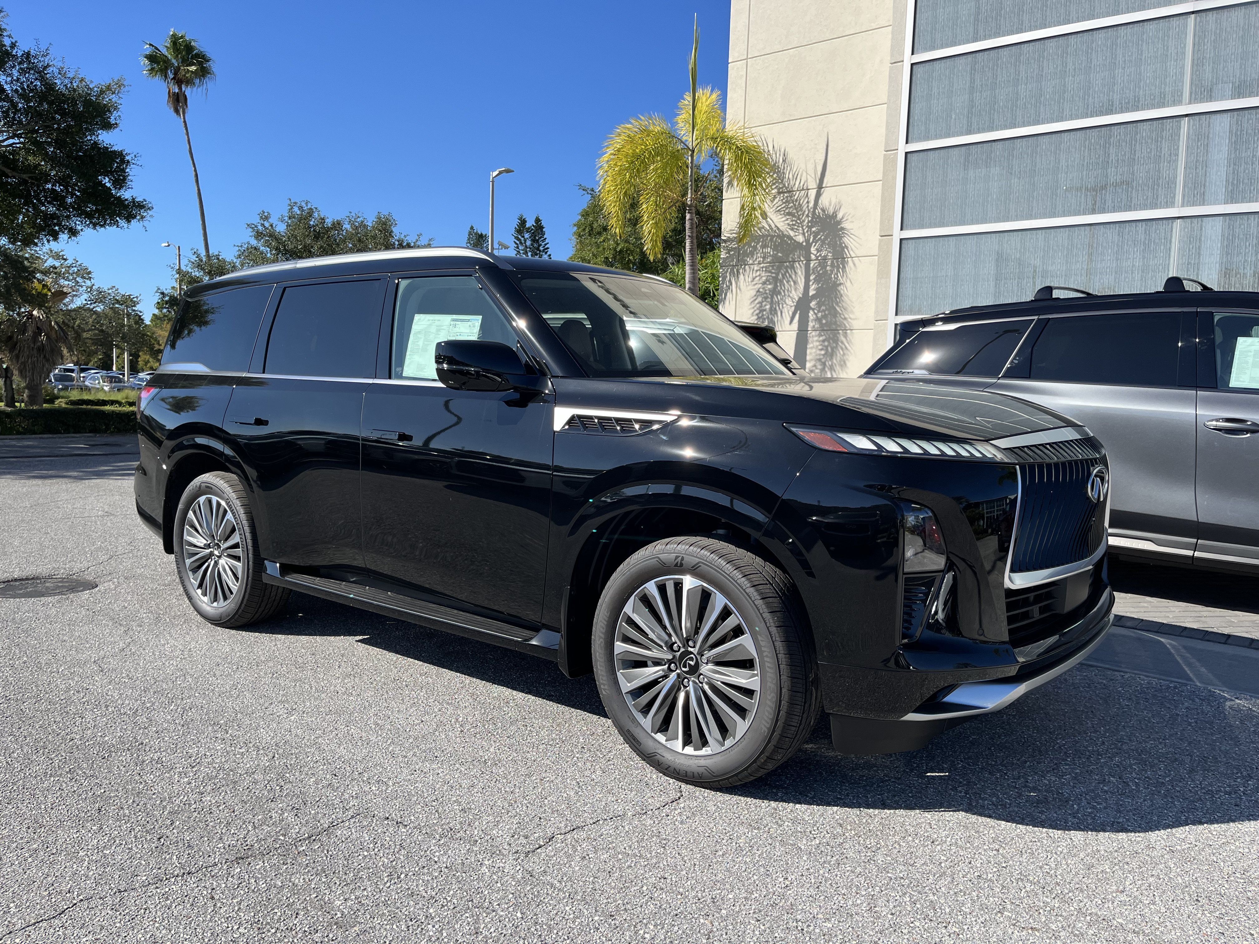 New 2027 INFINITI QX80 Luxe w/ Cargo Package RWD image 6
