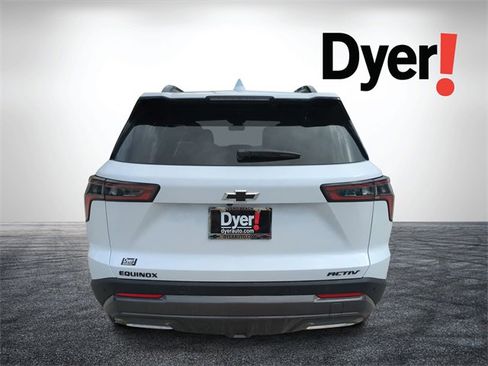 New 2026 Chevrolet Equinox ACTIV image 5