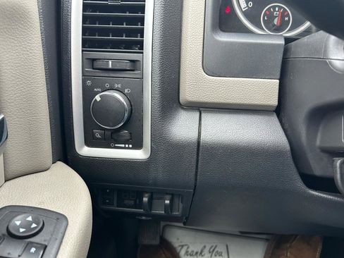 Used 2012 RAM 1500 Classic SLT w/ Remote Start & Security Group image 24
