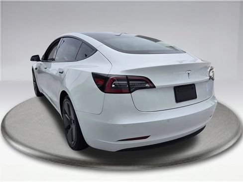 Used 2021 Tesla Model 3 Standard Range Plus RWD image 13