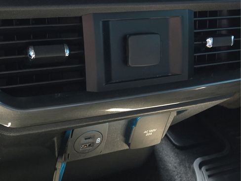 Used 2023 Ford F150 XLT w/ Equipment Group 302A High AWD/4WD image 11