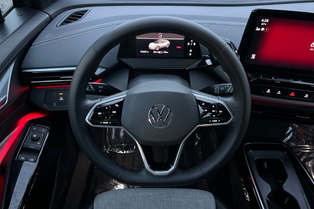 Used 2024 Volkswagen ID.4 2WD image 16