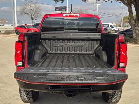 Certified 2024 Chevrolet Colorado ZR2 w/ Technology Package image 25