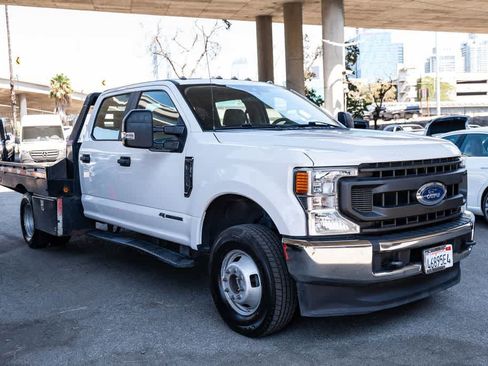 Used 2020 Ford F350 XL w/ Power Equipment Group image 3