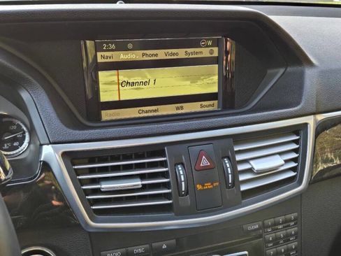 Used 2012 Mercedes-Benz E 350 BlueTEC Sedan image 21