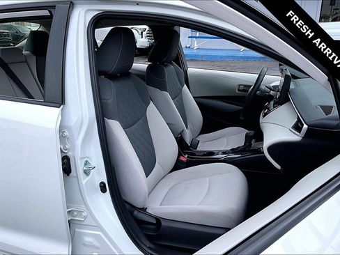 Used 2022 Toyota Corolla LE FWD image 27