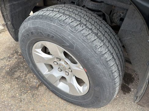 Used 2021 RAM 1500 Big Horn image 5