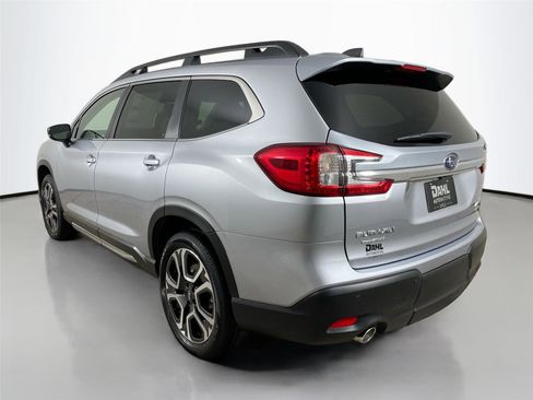 New 2026 Subaru Ascent Limited image 5