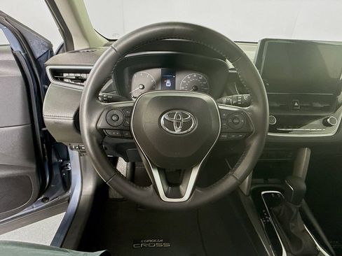 Certified 2024 Toyota Corolla Cross LE FWD image 12