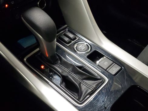 Used 2024 Mitsubishi Eclipse Cross SE AWD/4WD image 35