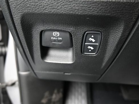 Used 2025 RAM 1500 Big Horn AWD/4WD image 24