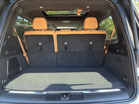 New 2026 Jeep Grand Wagoneer Summit AWD/4WD image 13