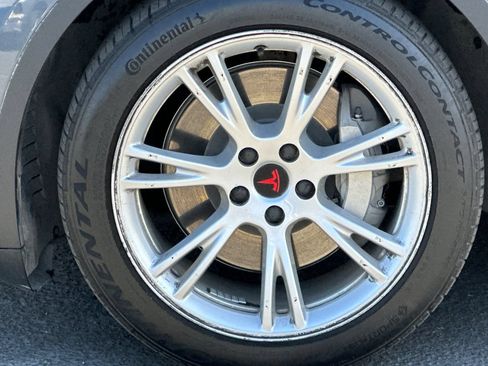Used 2023 Tesla Model Y Long Range AWD/4WD image 37