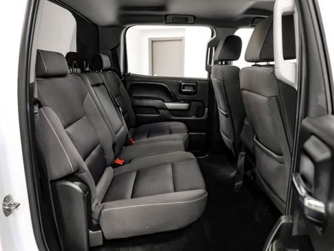 Used 2018 Chevrolet Silverado 1500 LT w/ All Star Edition image 40