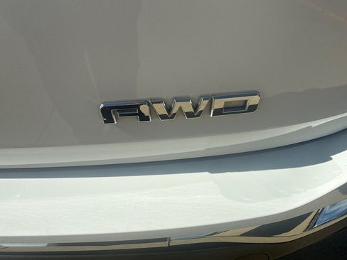 Used 2019 GMC Terrain SLT w/ Preferred Package AWD/4WD image 13