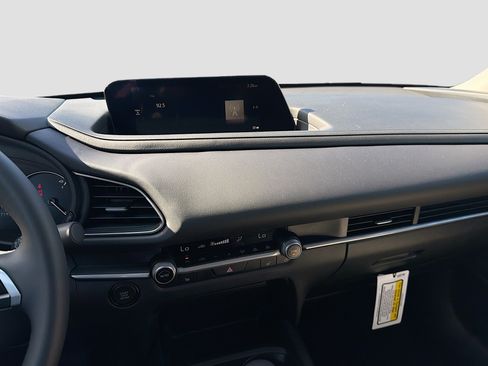 New 2026 MAZDA CX-30 AWD 2.5 S w/ Select Sport Pkg image 27