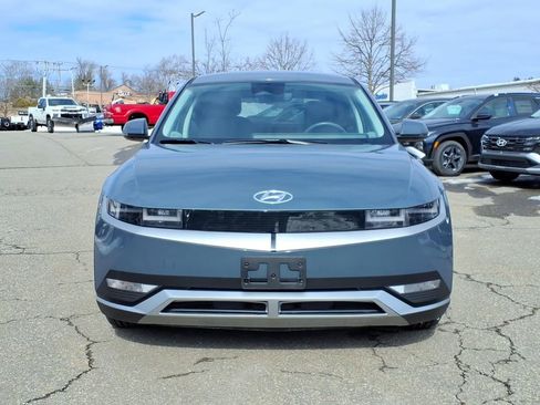 Certified 2024 Hyundai Ioniq 5 SE image 8