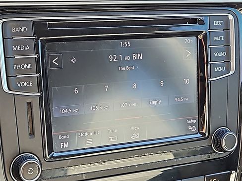 Used 2017 Volkswagen Passat 1.8T R-Line image 17