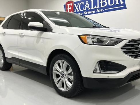 Used 2021 Ford Edge Titanium AWD/4WD image 2