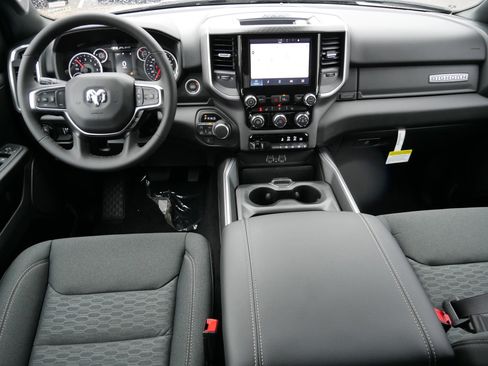 New 2026 RAM 1500 Big Horn AWD/4WD image 11