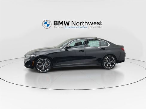 New 2026 BMW 330i xDrive Sedan w/ Premium Package image 10