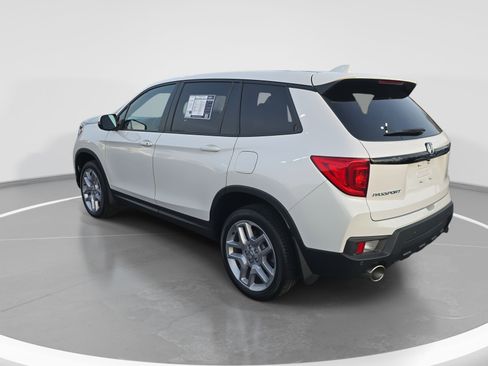 Used 2024 Honda Passport EX-L image 7