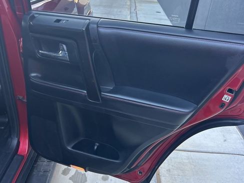 Used 2019 Toyota 4Runner TRD Off-Road Premium image 13