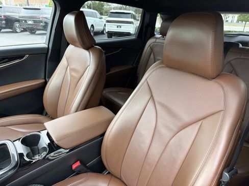 Used 2023 Lincoln Nautilus Reserve w/ Luxury Package image 15