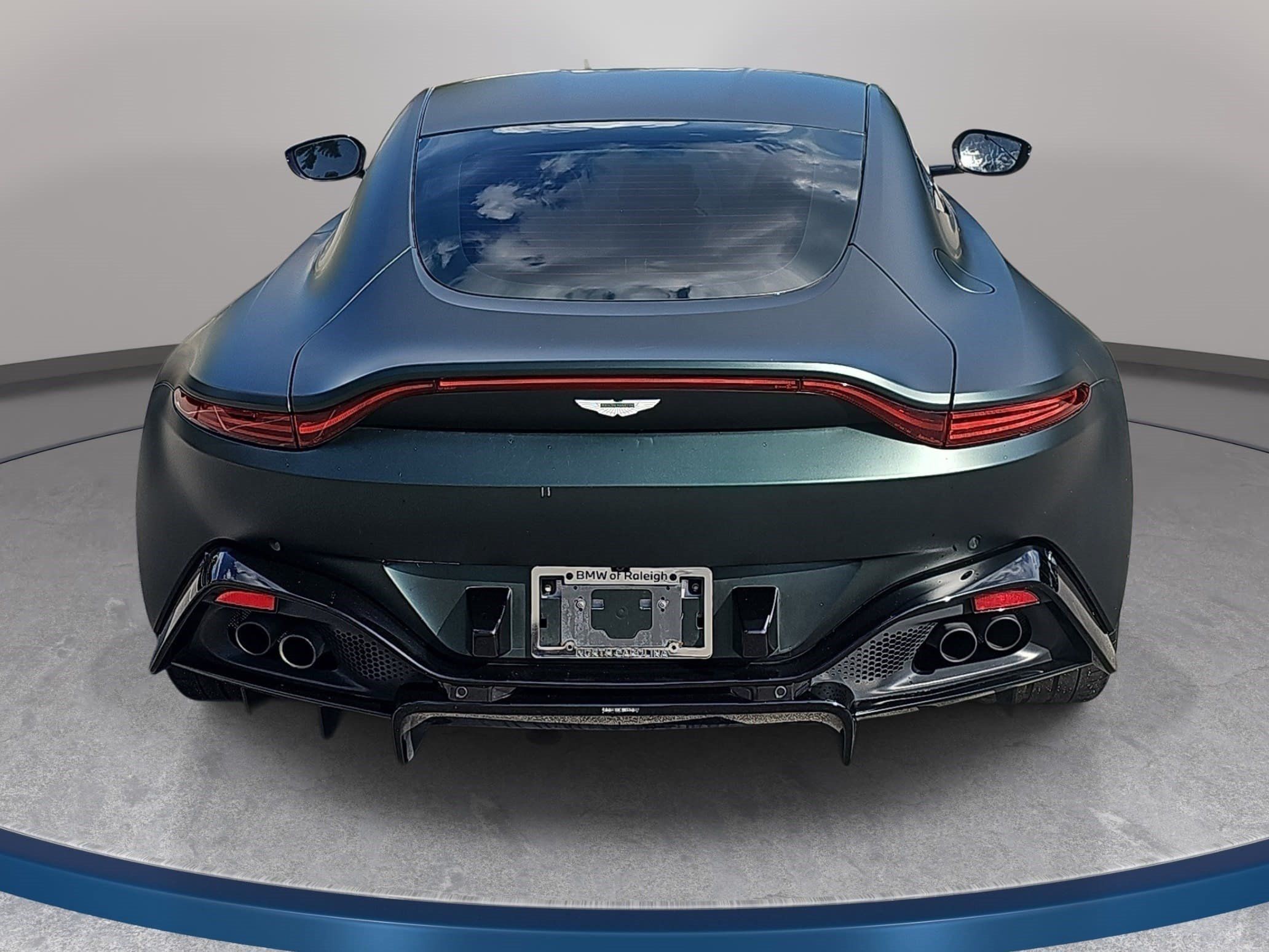 Used 2019 Aston Martin V8 Vantage Coupe RWD image 6