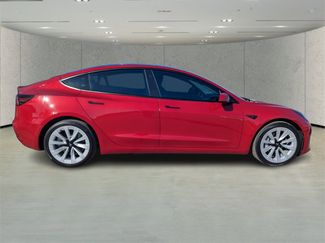 Used 2022 Tesla Model 3 Standard Range video 2