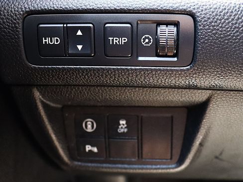 Used 2018 Honda Accord Touring image 41