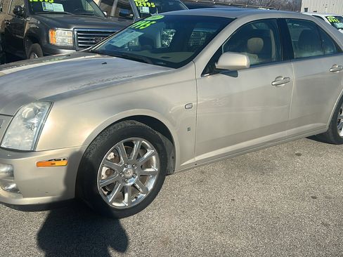 Used 2007 Cadillac STS V8 w/ Preferred Equipment Group image 2