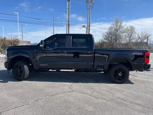 Used 2023 Ford F250 XL w/ STX Appearance Package image 3